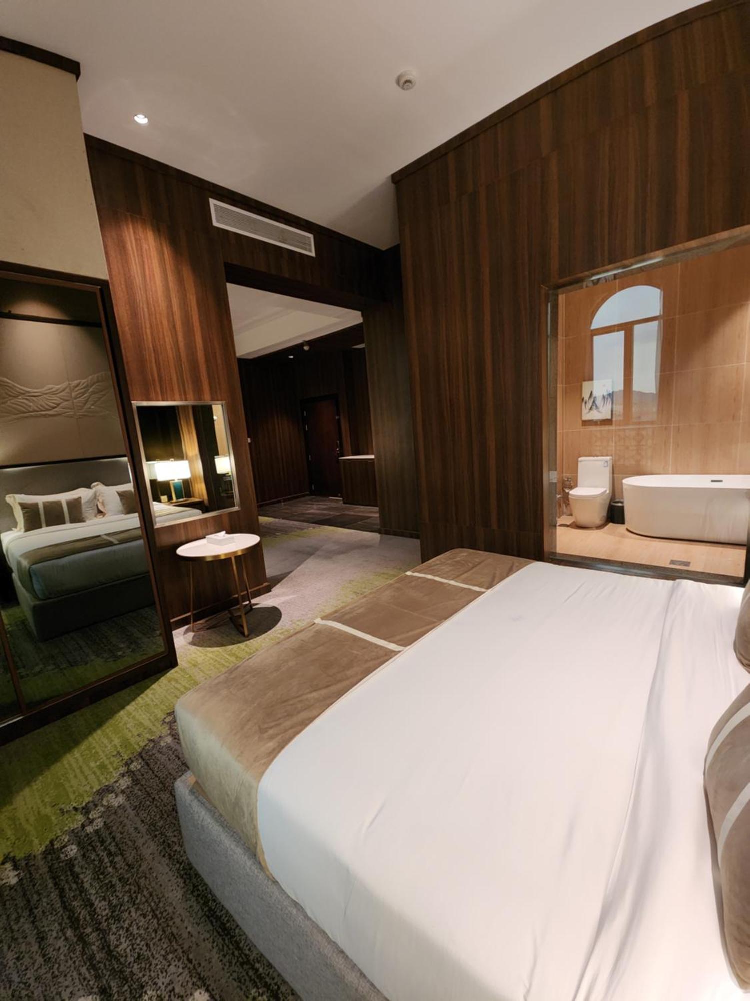 Azar Hotel Ahad Rafidah エクステリア 写真