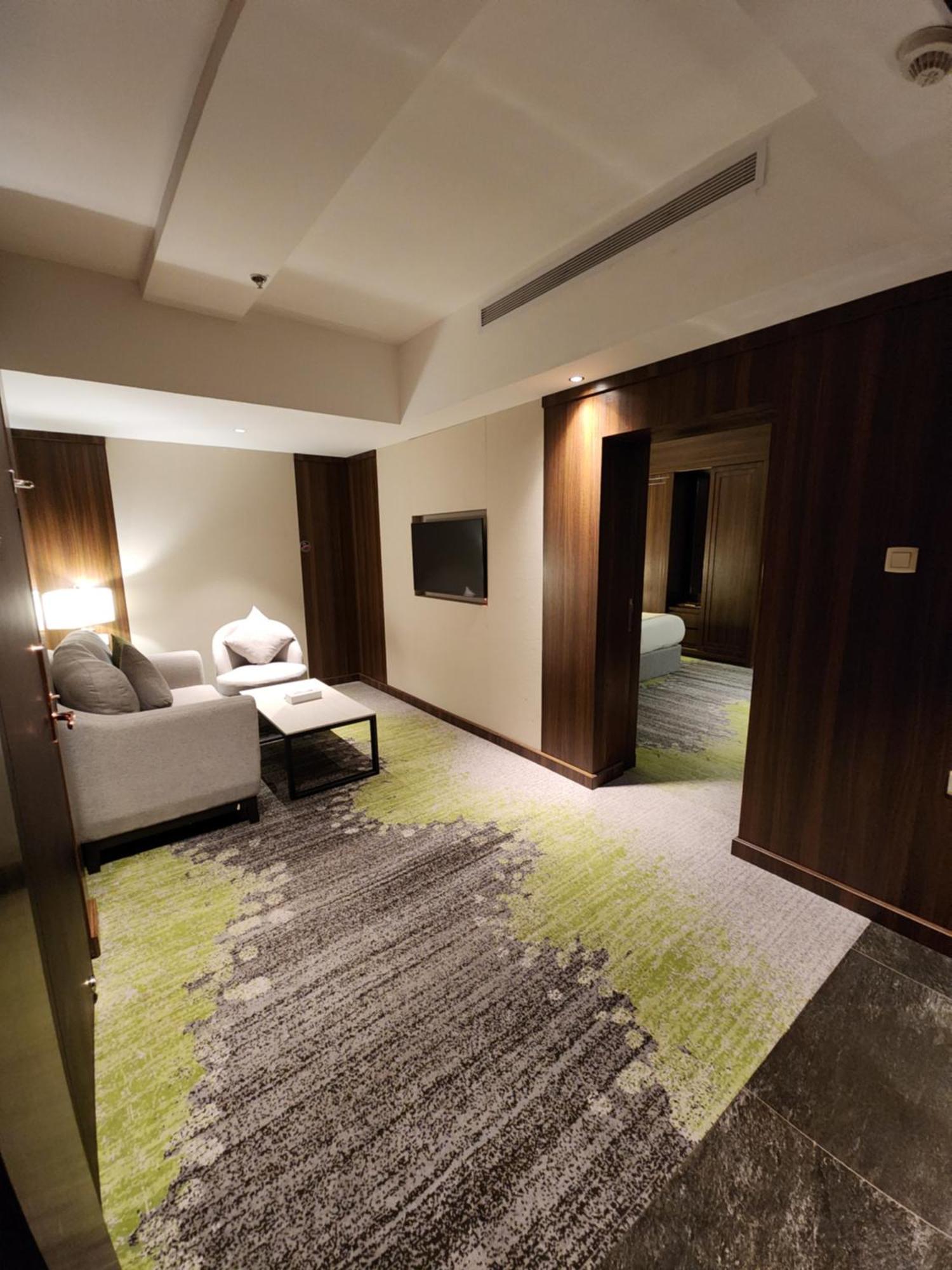 Azar Hotel Ahad Rafidah エクステリア 写真