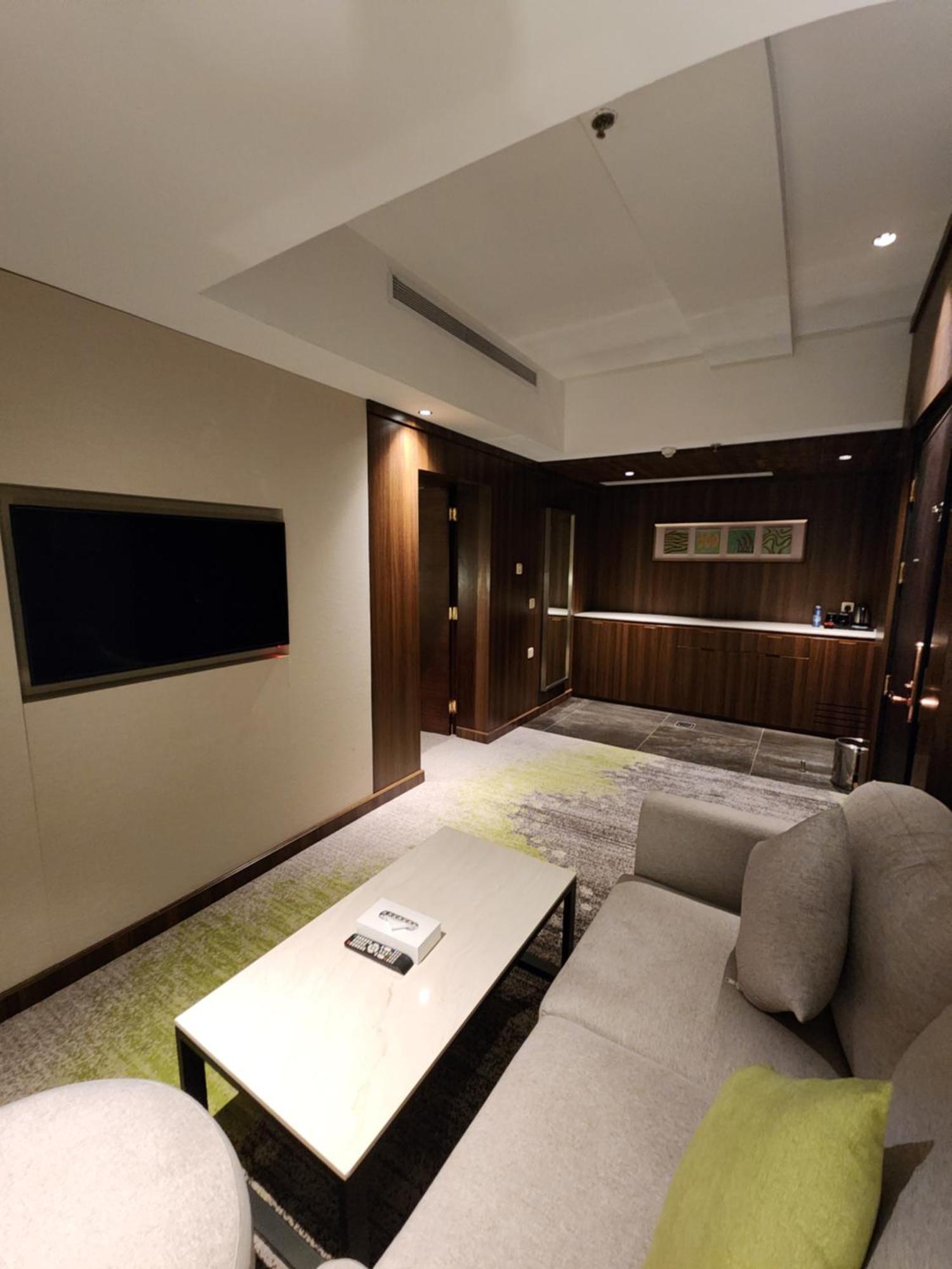 Azar Hotel Ahad Rafidah エクステリア 写真